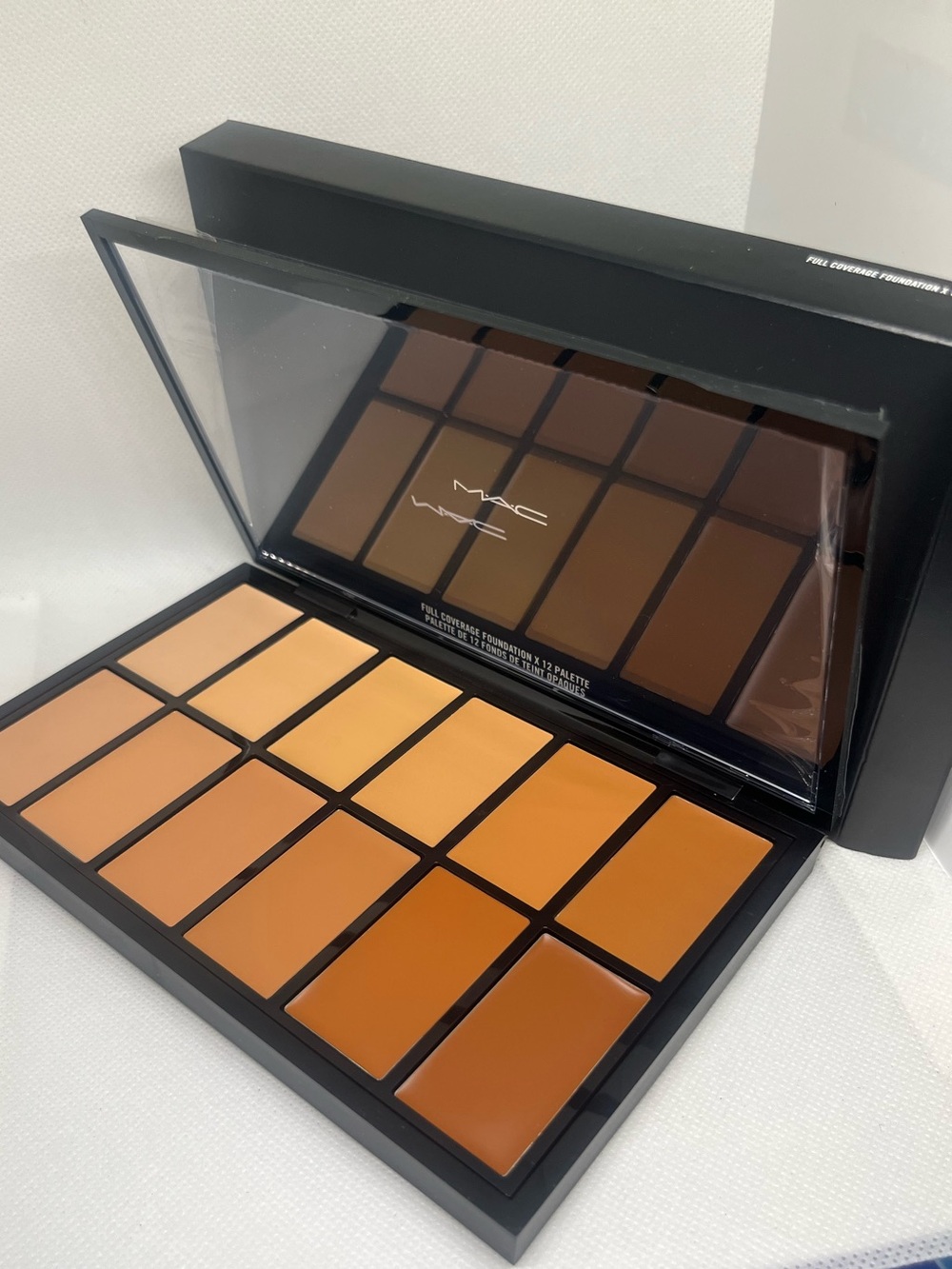 New MAC Pro Palette Full Coverage Foundation x 12